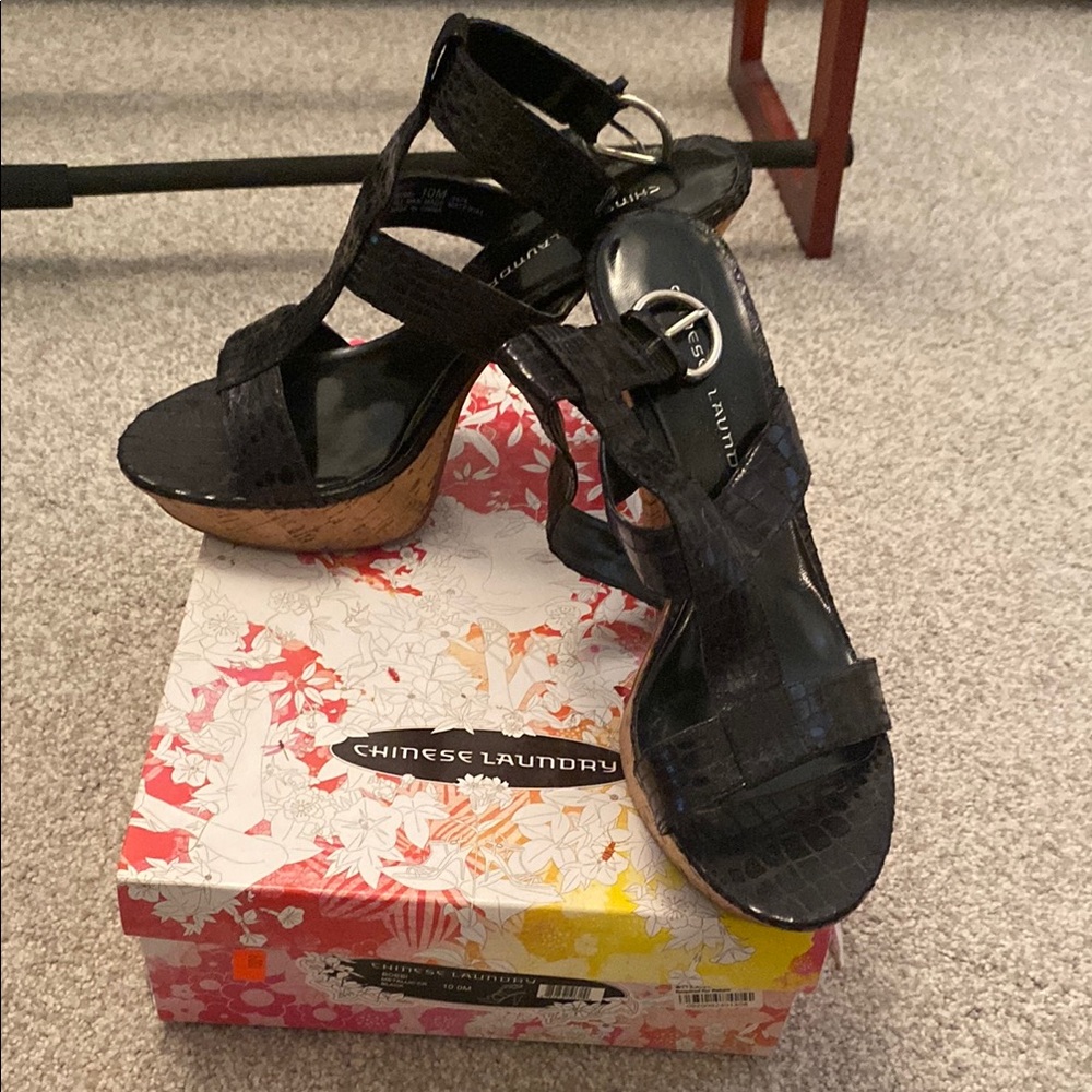Chinese Laundry Black Women's Sandals